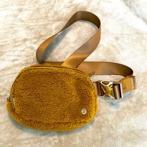 Teddy Brown Lululemon Belt Bag